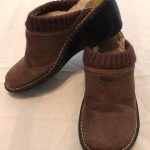 Ugg clogs